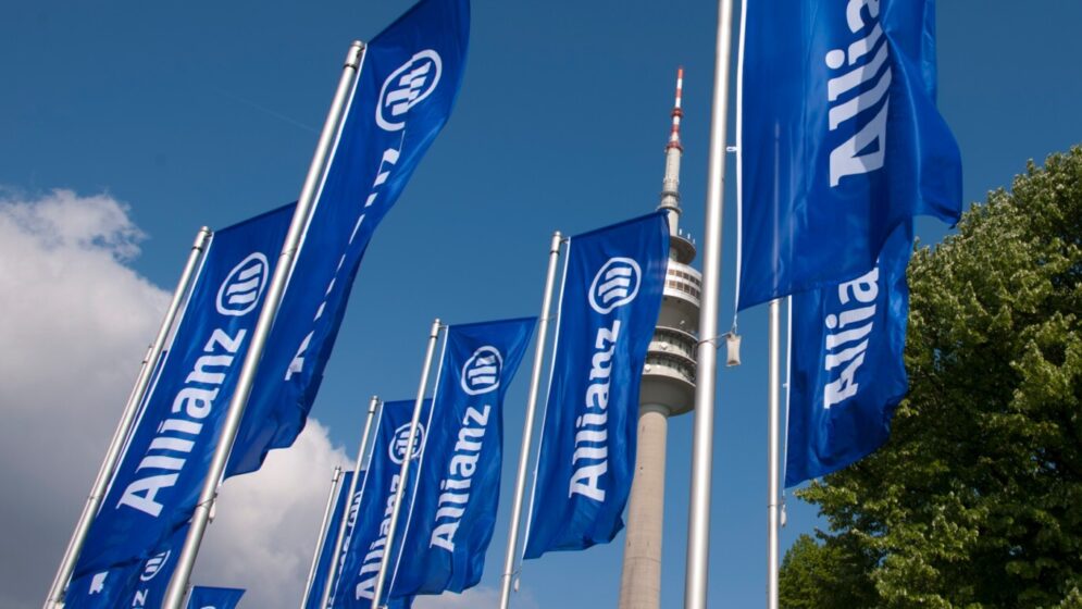 Allianz flags
