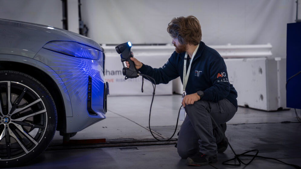 Thatcham Research test engineer conducts a pre impact 3 D scan to prepare for RCAR low speed test