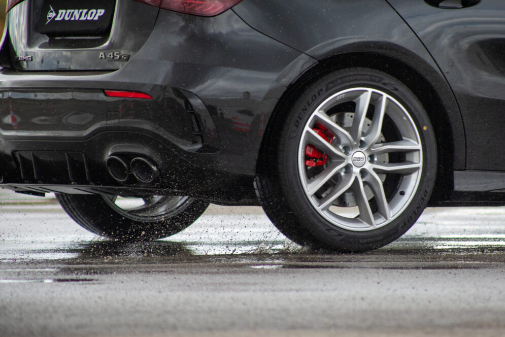 DUNLOP Tyre Safety Month