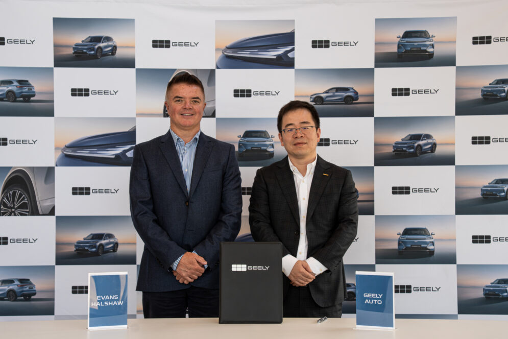 Geely x Evans Halshaw 100th Signing Ceremony 4