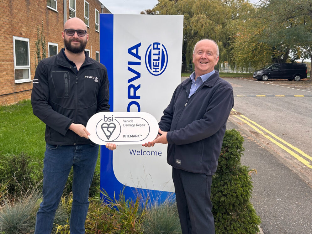 Hella Gutmanns macs Remote service has been awarded the BSI Kitemark for Vehicle Damage Repair