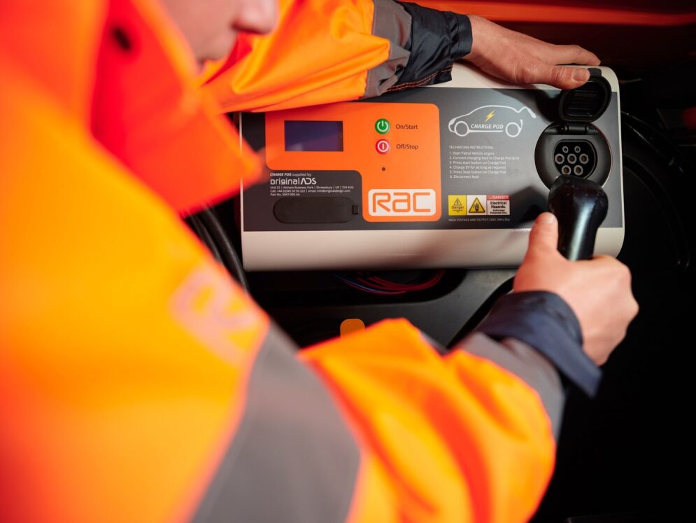 RAC EV 1335 2000px RGB