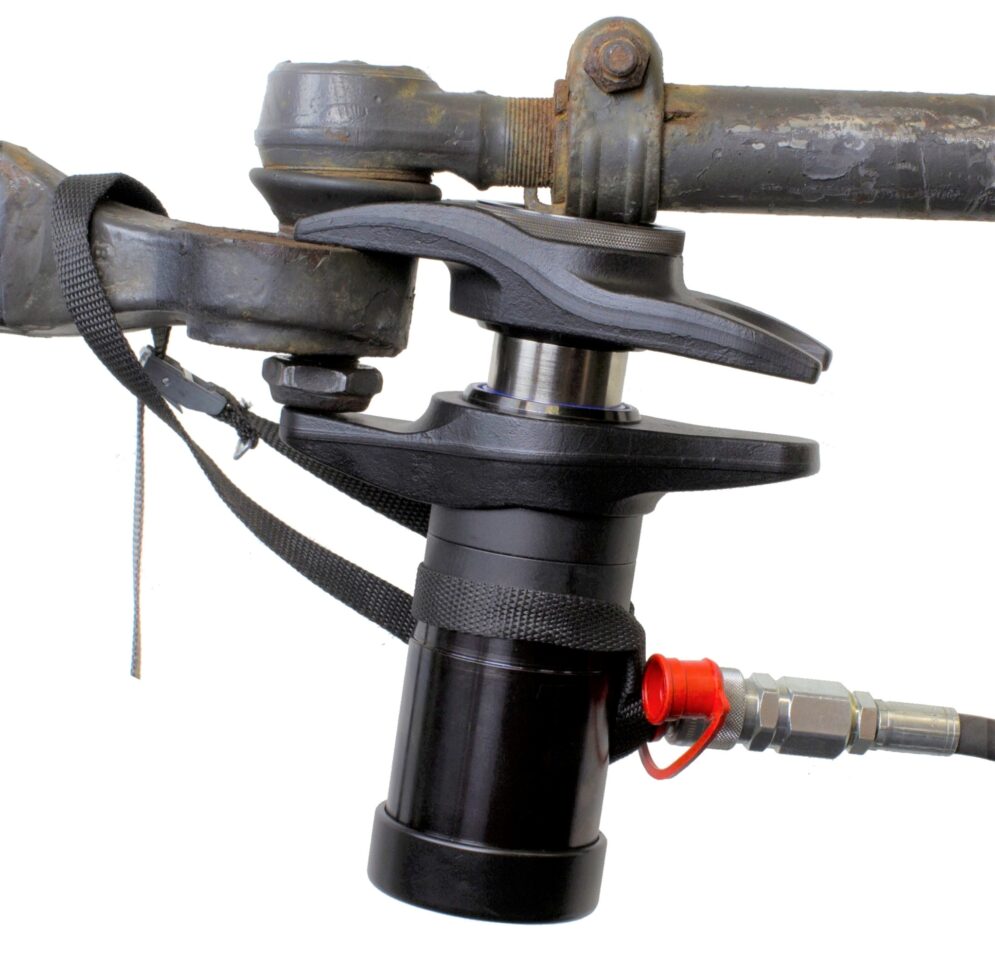 250926 Wallmek hydraulic press ball joint splitter